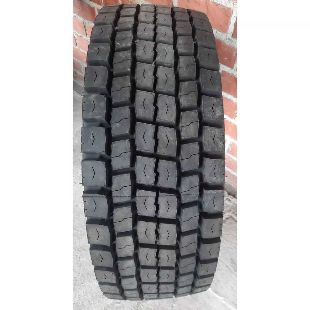 Грузовая шина 305/70 R19,5 Long March LM-329 18PR в Невьянске